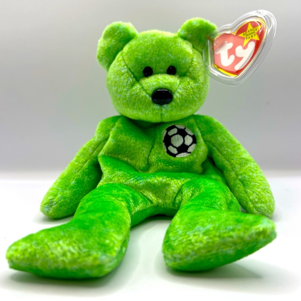 💗NWT TY BEANIE BABY COLLECTION KICKS SOCCER BEAR.